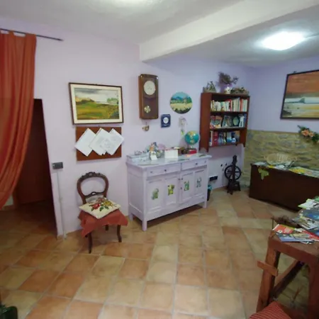 مزرعة للإقامة Agriturismo Profumo Di Lavanda